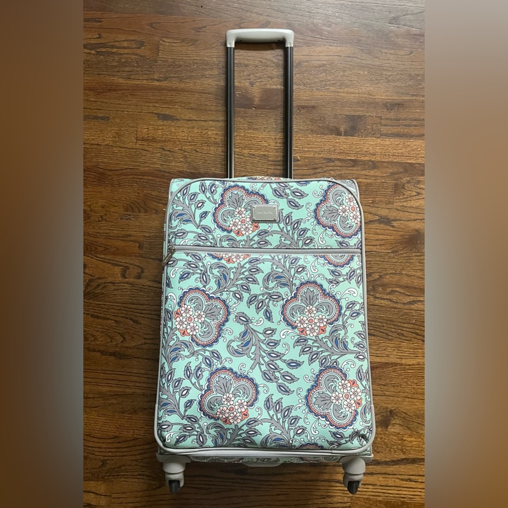 Vera Bradley Rolling Suitcase in RETIRED Fan Floral - Picture 4 of 13